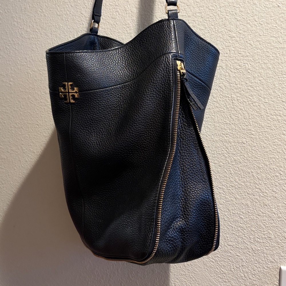 Tory Burch Black Leather Hobo Bag - Picture 3 of 7